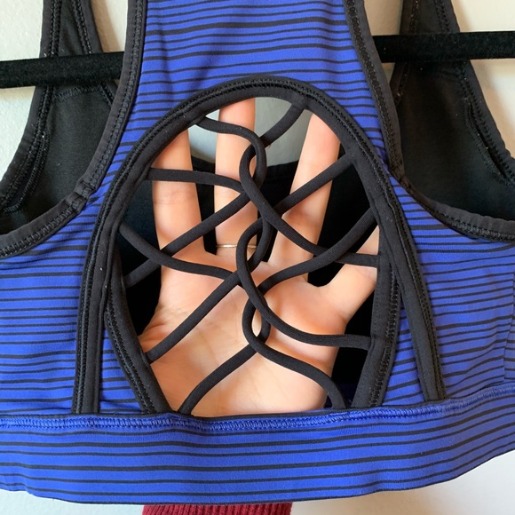 Lululemon blue striped sweaty or not ll sports bra - Picture 7 of 8